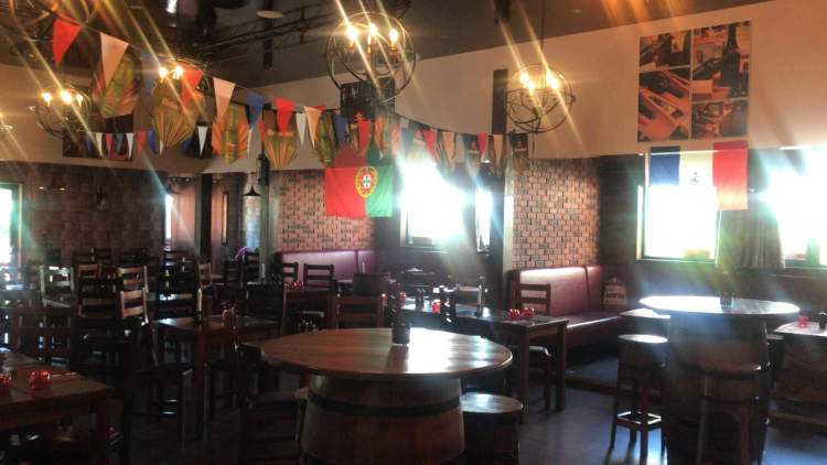 Wijnkelder in Mojito Bar   